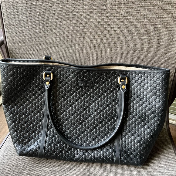 Gucci Handbags - Gucci Tote Bag